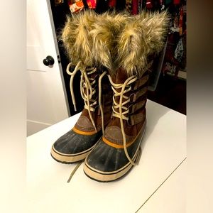Sorel Joan of arc tall boots